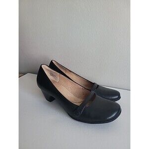 Strictly Comfort Black Leather Pumps Sz 8